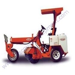 Laymor SweepMaster 300 Ride-on Sweeper