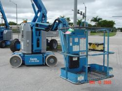 Lift, Articulating Booms 30' 2WD, Electric (Genie Z-30/20N with JIB Unit #5417 )