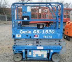 Lift, Scissor 19' Electric (Genie GS1930 8389)