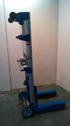 Genie GL-4 Standard Base Material Lift, S/N 71766