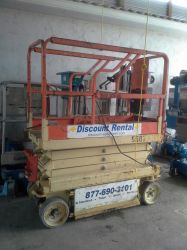 Lift, Scissor 19' Electric (JLG 1932-E2 5507)