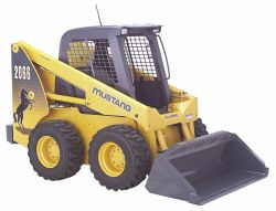 Skid Steer, 2000 lbs. (Mustang 2066)